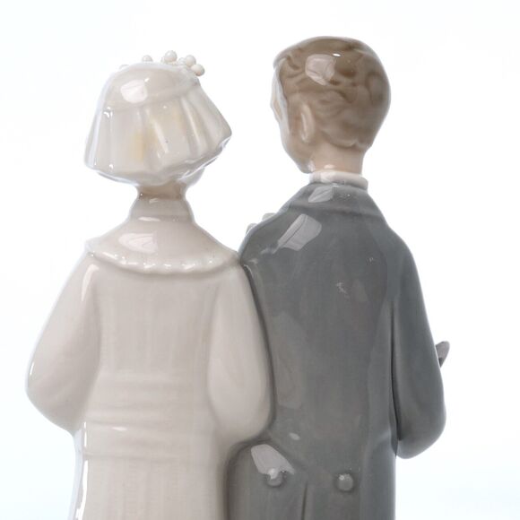 Vtg LLADRO 'BRIDE & GROOM' FIGURINE Handmade Porcelain Retired 4808 - Picture 6 of 16